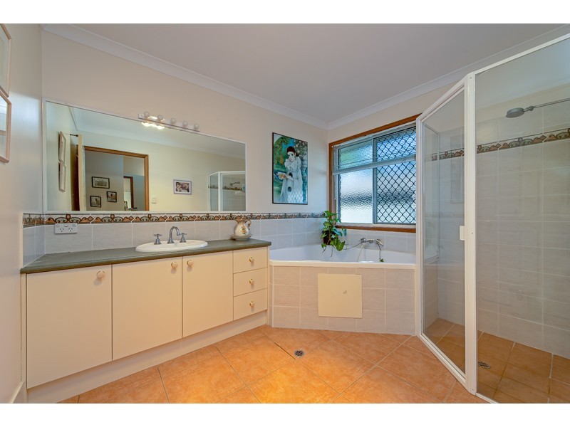 248 Greenwattle Street, Wilsonton QLD 4350