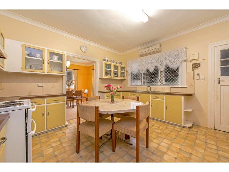 182 Russell Street, Newtown QLD 4350