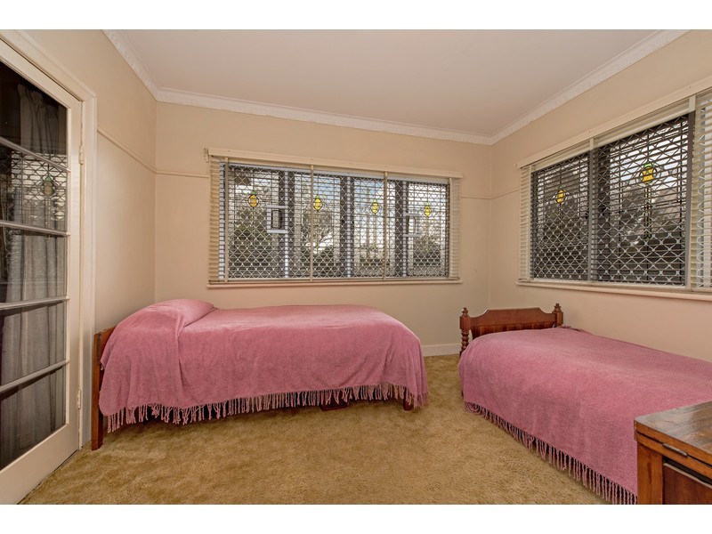 182 Russell Street, Newtown QLD 4350