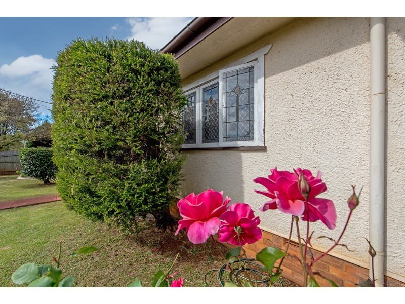 182 Russell Street, Newtown QLD 4350