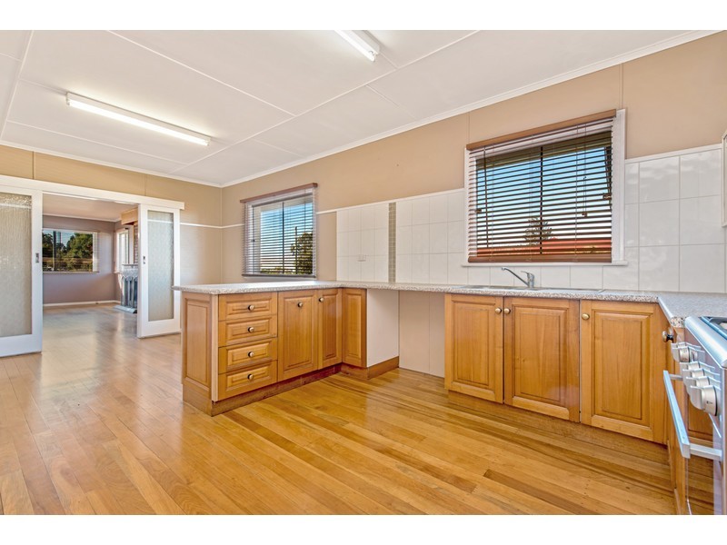 238a Herries Street, Newtown QLD 4350
