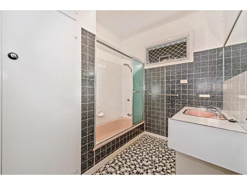 238a Herries Street, Newtown QLD 4350