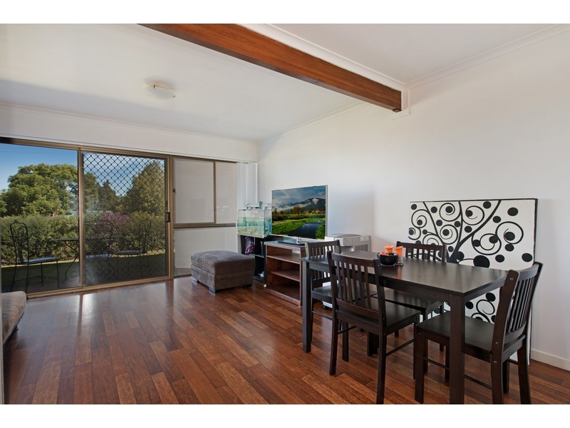 3/2 Benjamin Street, Mount Lofty QLD 4350