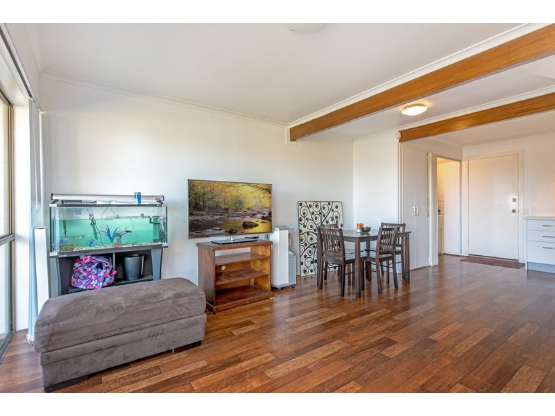 3/2 Benjamin Street, Mount Lofty QLD 4350