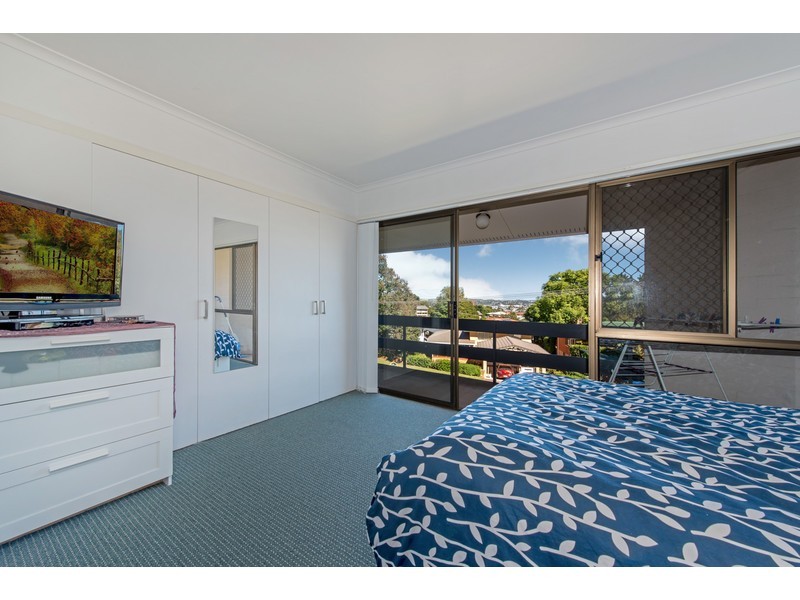 3/2 Benjamin Street, Mount Lofty QLD 4350