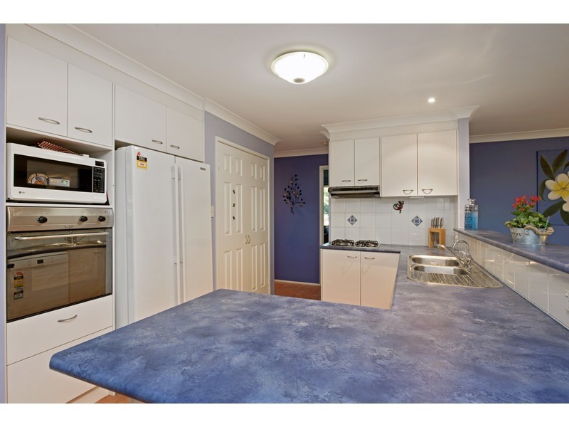 27 Stark Drive, Vale View QLD 4352