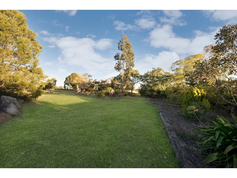 27 Stark Drive, Vale View QLD 4352