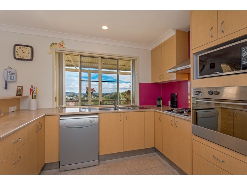 39 Dalzell Crescent, Darling Heights QLD 4350