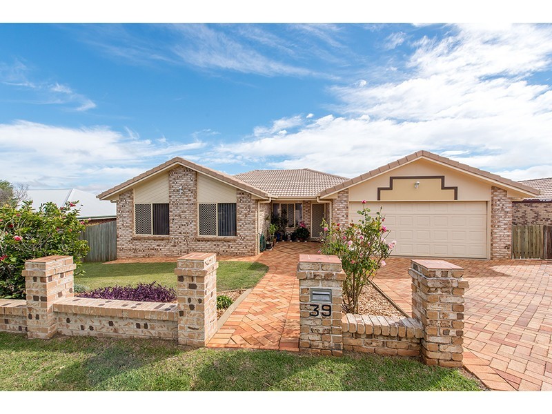 39 Dalzell Crescent, Darling Heights QLD 4350