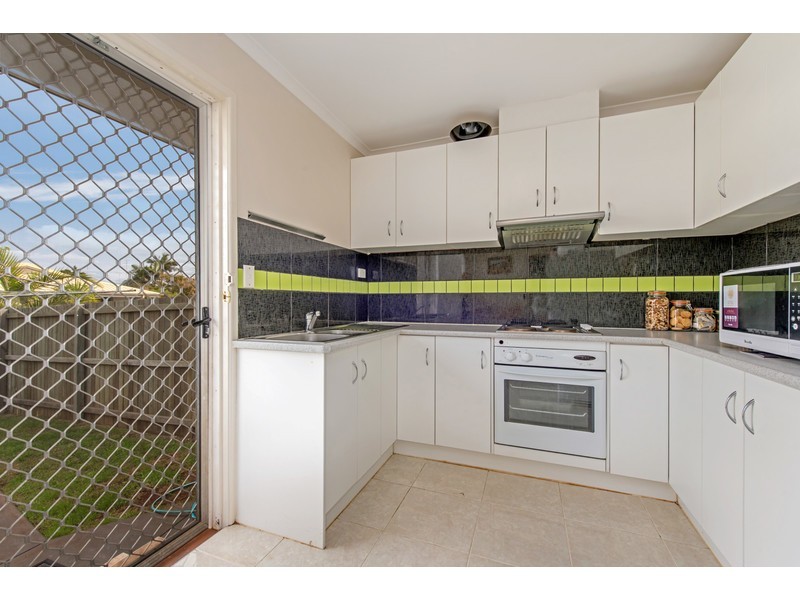 4 Gunn Street, Kearneys Spring QLD 4350