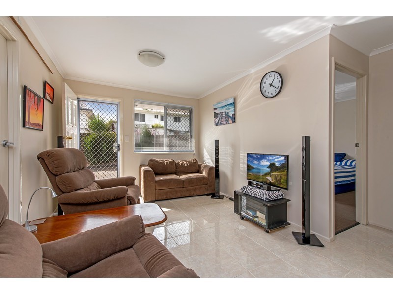 4 Gunn Street, Kearneys Spring QLD 4350