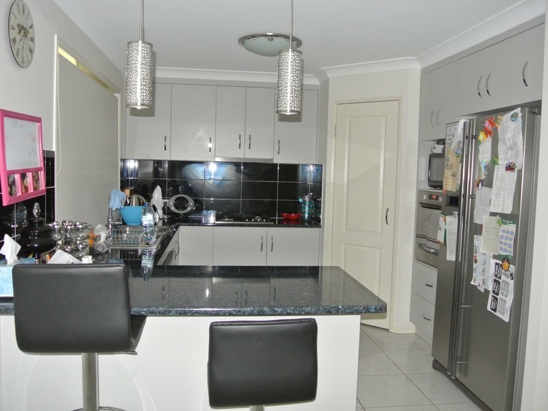 35 Berghofer Drive, Oakey QLD 4401