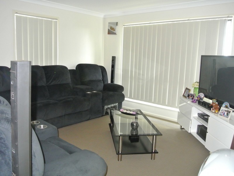 35 Berghofer Drive, Oakey QLD 4401