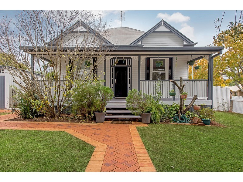 66 Herries Street, East Toowoomba QLD 4350