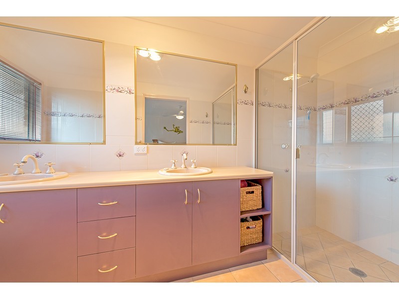 2 Keats Court, Westbrook QLD 4350