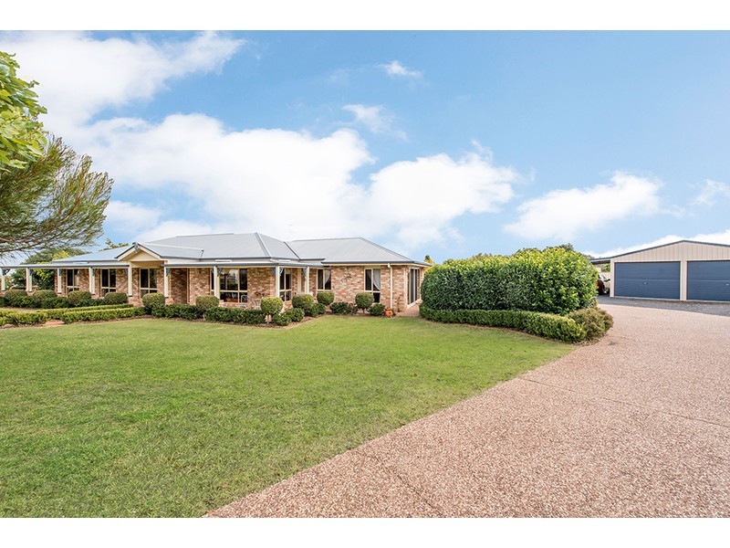2 Keats Court, Westbrook QLD 4350