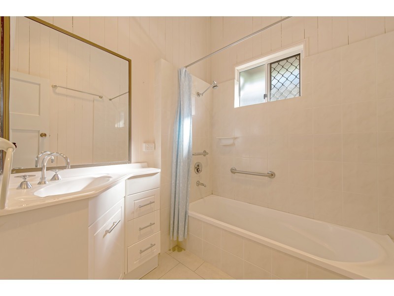 136 Perth Street, South Toowoomba QLD 4350