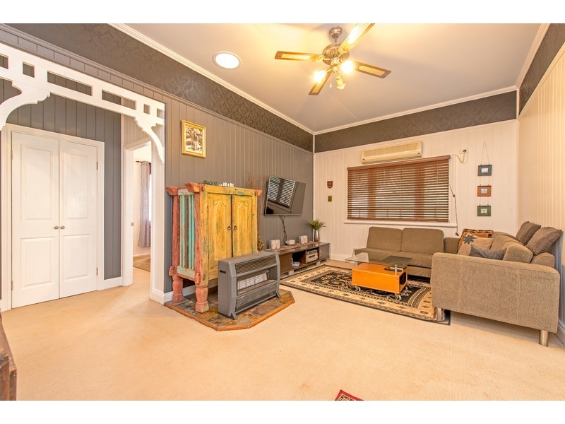 155 Bridge Street, North Toowoomba QLD 4350