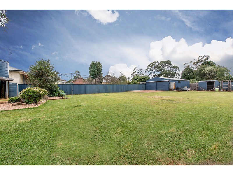 22 Clairmont Street, Newtown QLD 4350