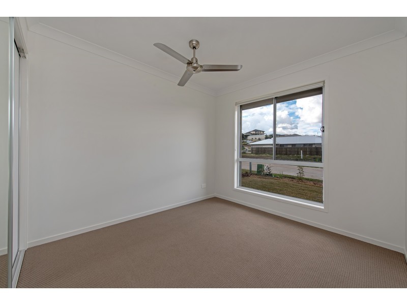 2/1 Barron Lane, Glenvale QLD 4350