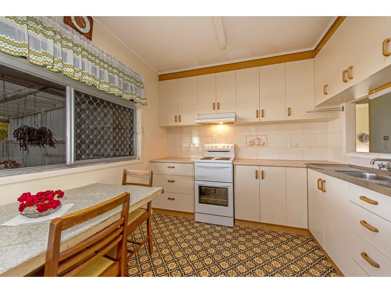 28 Cathro Street, Rockville QLD 4350