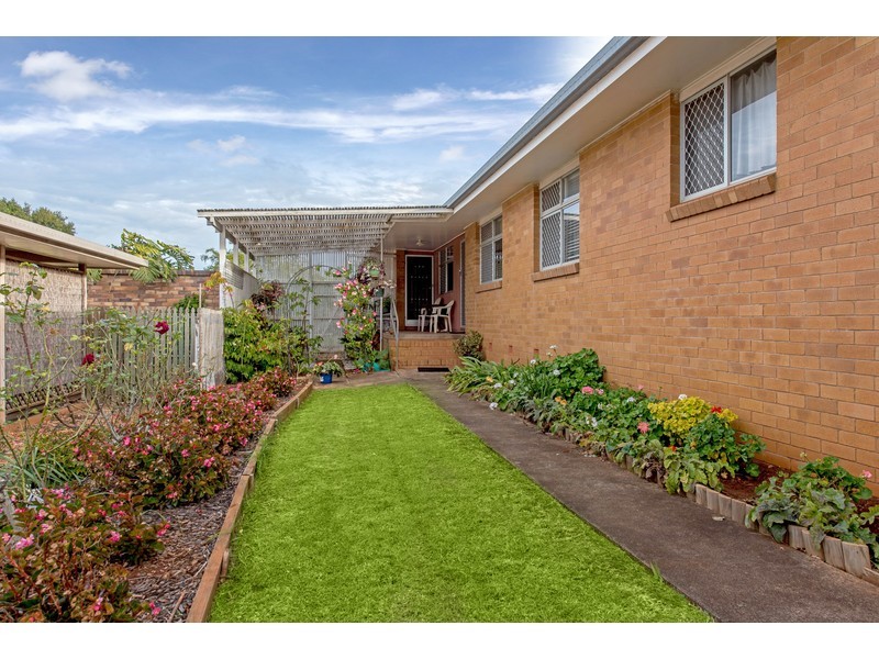 28 Cathro Street, Rockville QLD 4350