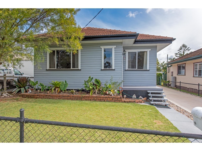 5a Cay Street, Newtown QLD 4350