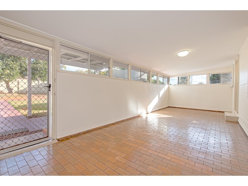 184 Taylor Street, Newtown QLD 4350
