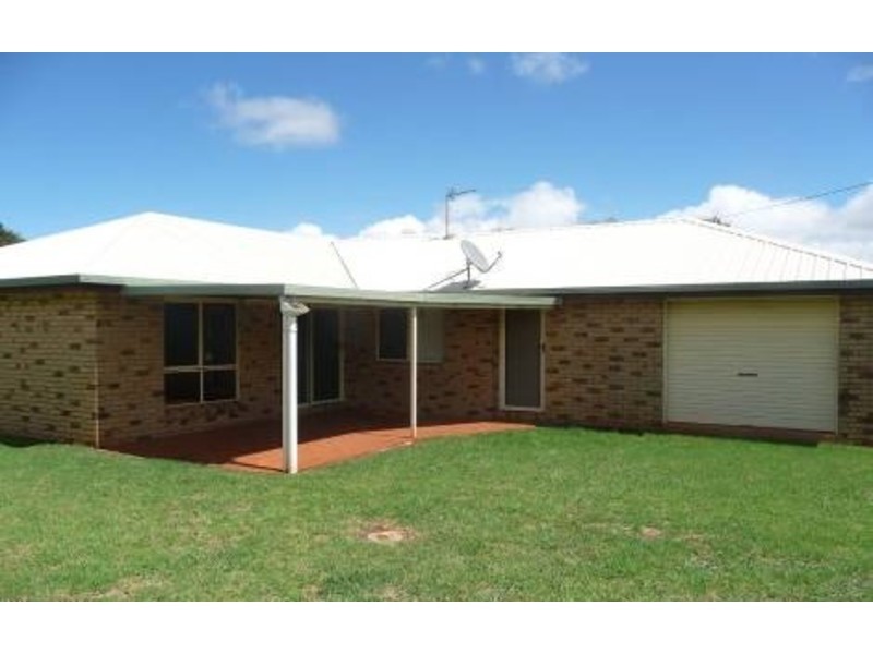 460 Hume Street, Middle Ridge QLD 4350