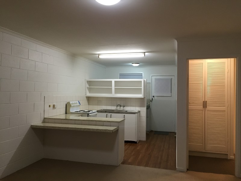 2/9 Daranlee Court, East Toowoomba QLD 4350