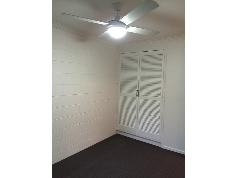 2/9 Daranlee Court, East Toowoomba QLD 4350
