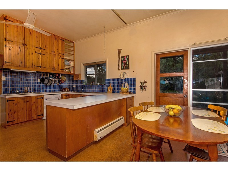 20 Barker Street, Goombungee QLD 4354