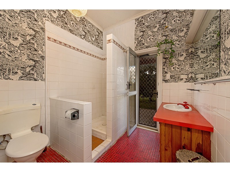 20 Barker Street, Goombungee QLD 4354