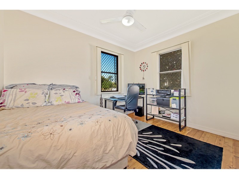 10 Rosina Street, Newtown QLD 4350