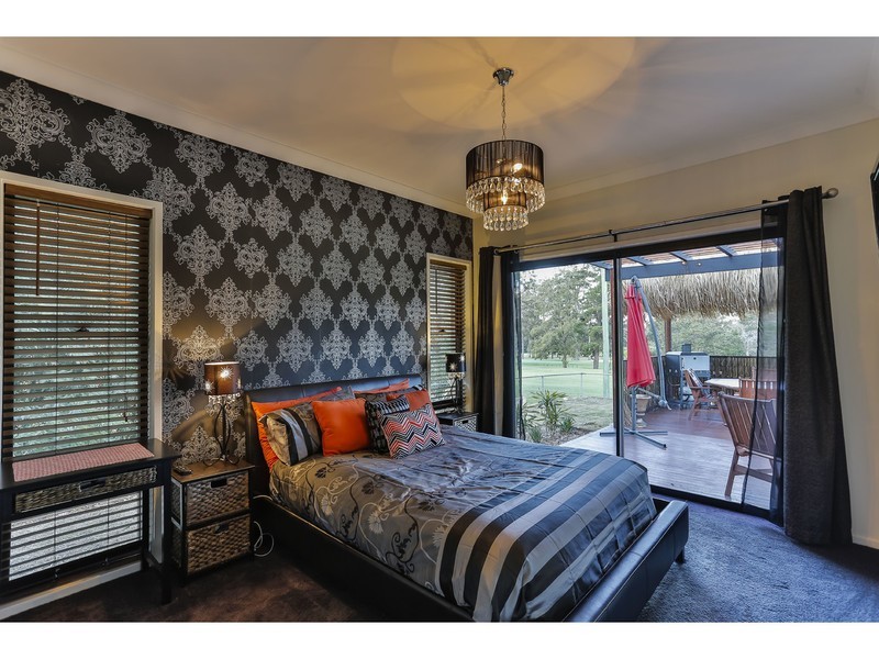 1 Caithness Court, Middle Ridge QLD 4350