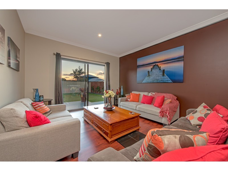 1 Caithness Court, Middle Ridge QLD 4350