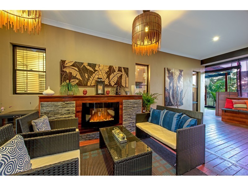 1 Caithness Court, Middle Ridge QLD 4350