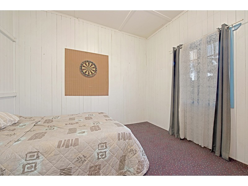 9 Pechey Street, South Toowoomba QLD 4350