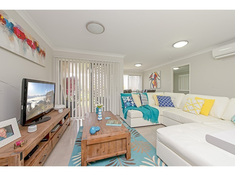 2/18 Tempest Drive, Glenvale QLD 4350
