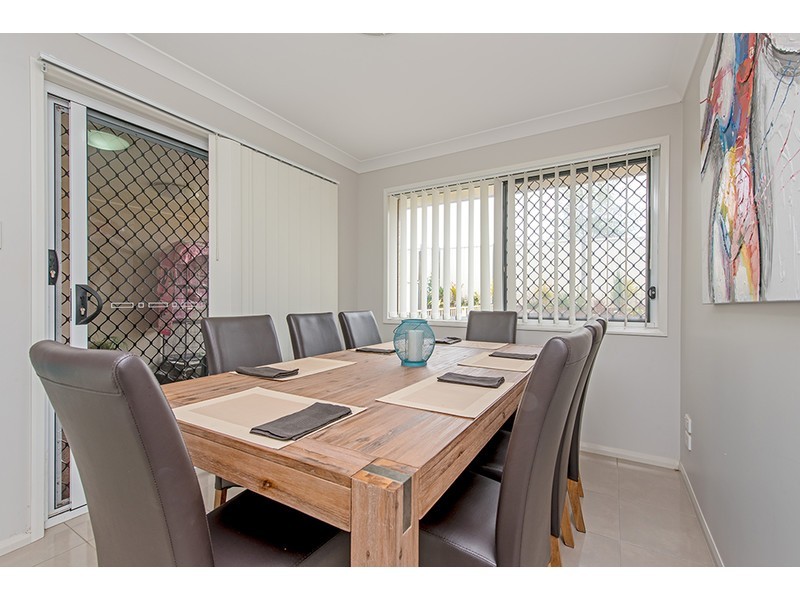 2/18 Tempest Drive, Glenvale QLD 4350