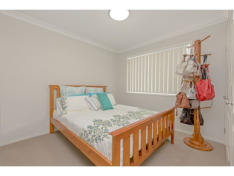 2/18 Tempest Drive, Glenvale QLD 4350