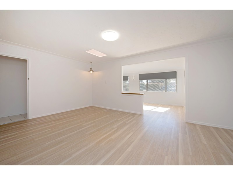 328 Alderley Street, Kearneys Spring QLD 4350