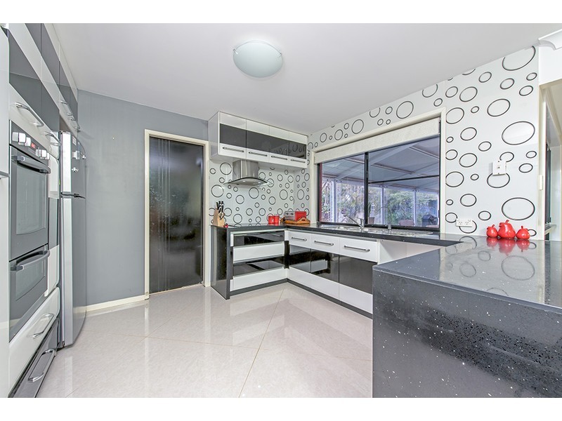 17 Eclipse Court, Highfields QLD 4352