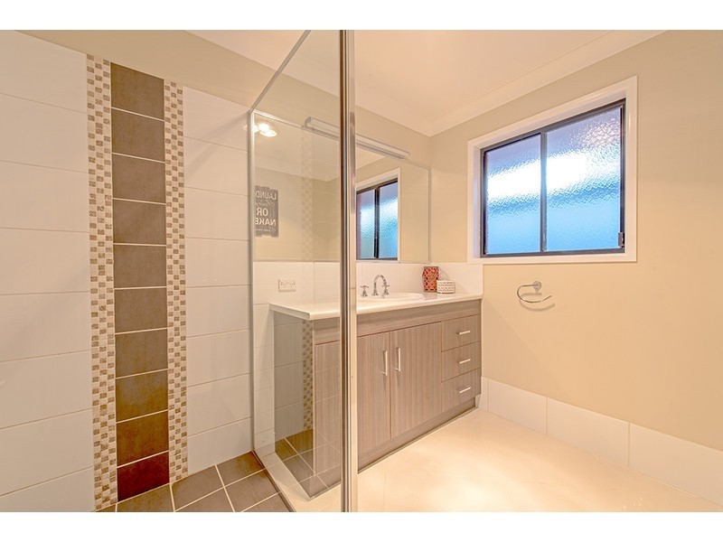 17 Eclipse Court, Highfields QLD 4352