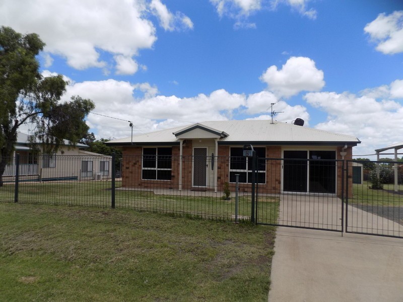 8 Gulligal Street, Kingsthorpe QLD 4400