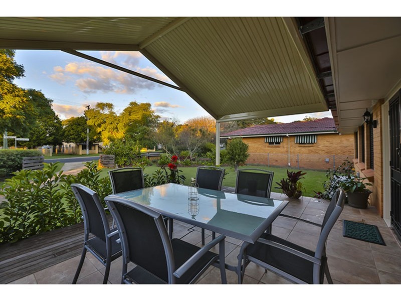 28 Patricia Street, Mount Lofty QLD 4350