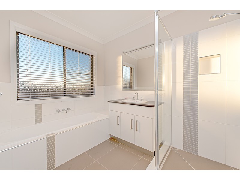4 Wren Street, Highfields QLD 4352