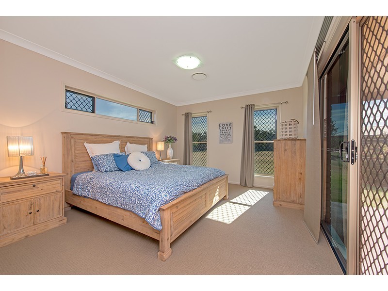 52 Holly Avenue, Cawdor QLD 4352