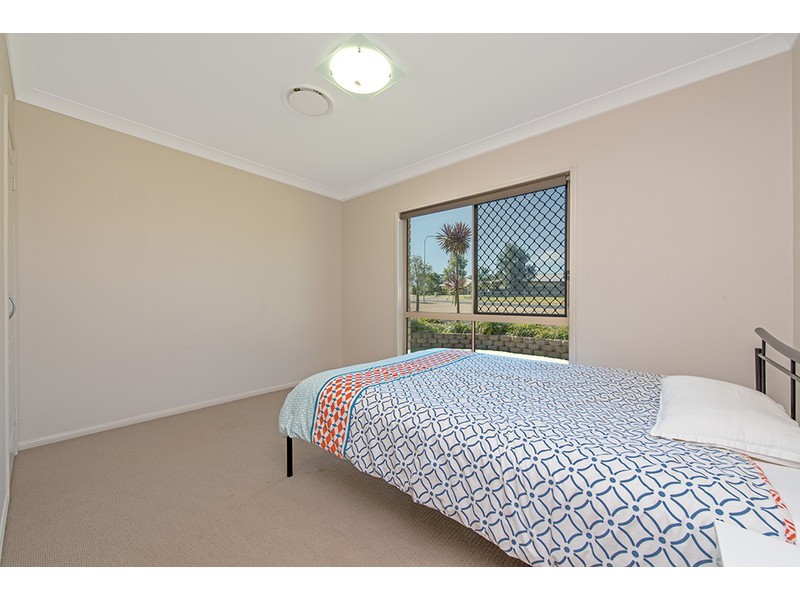 52 Holly Avenue, Cawdor QLD 4352