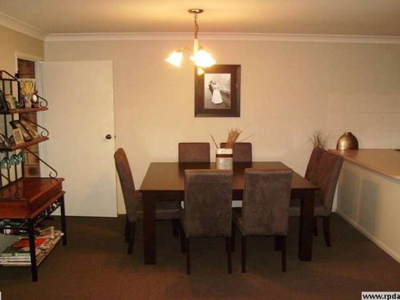 2/16 Horrocks Crescent, Kearneys Spring QLD 4350